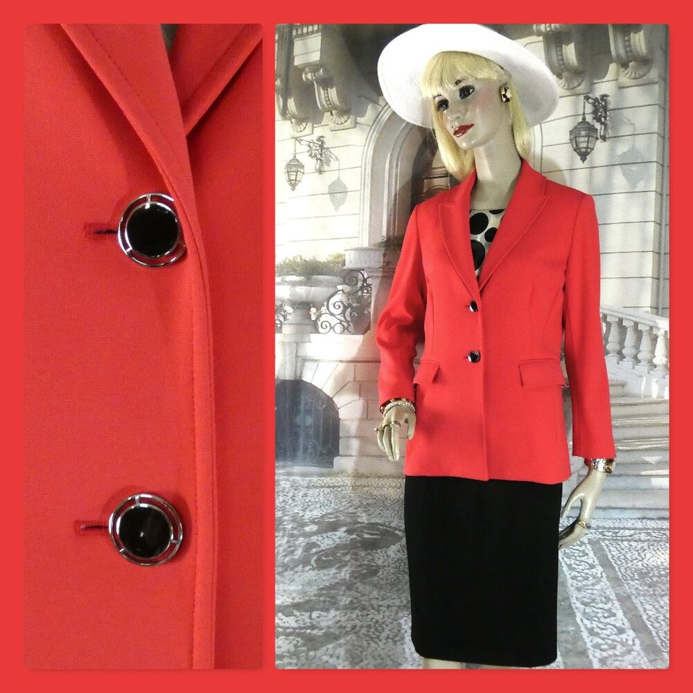 St. John 2-Pc Set Suit Sz 8 Coral Jacket Silver & Black Enamel Buttons Black Skt